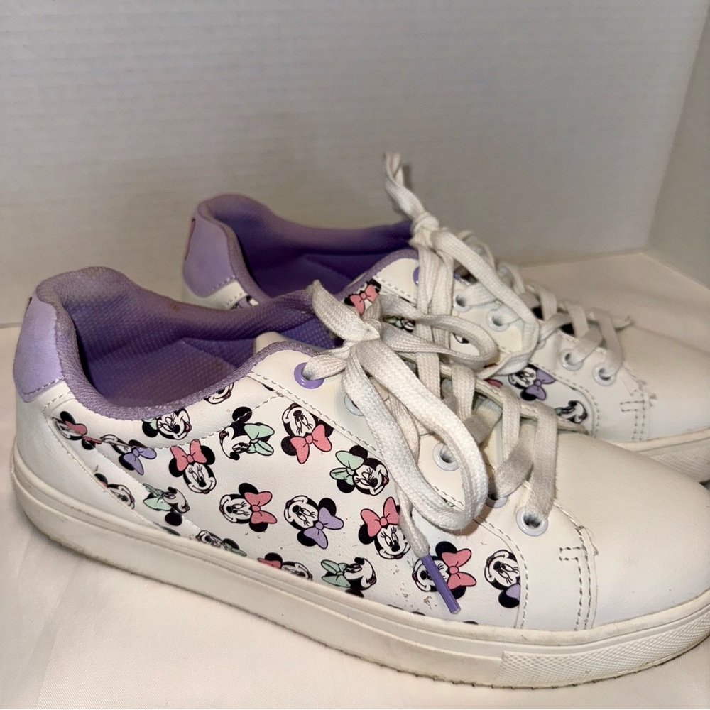 Ladies size 9 Disney Minnie Mouse‎ Purple White Sneakers Shoes